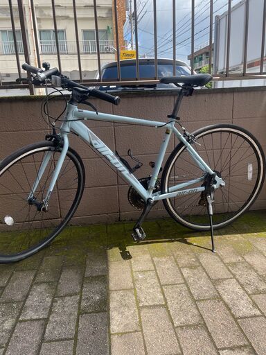 リサイクルショップどりーむ荒田店 No1364 自転車　クロスバイク　Air-on　お洒落なサックスブルー　人気のクロスバイク　ギア切り替え前後２１段変速
