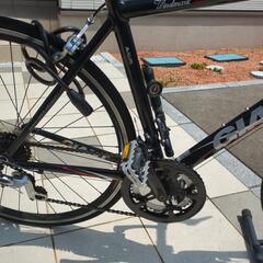 自転車　GIANTのロードバイク　