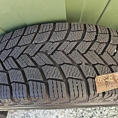 【受付終了】ヤリスクロス用スタッドレスタイヤ&ホイール&ナット&純正ジャッキ