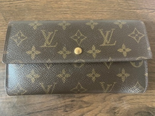 ルイヴィトン　モノグラム長財布