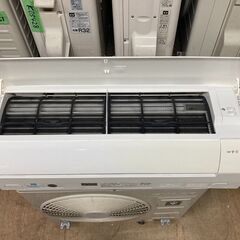 K05461　中古エアコン シャープ 2019年製 主に6畳用 冷房能力 2.2KW / 暖房能力 2.5KW