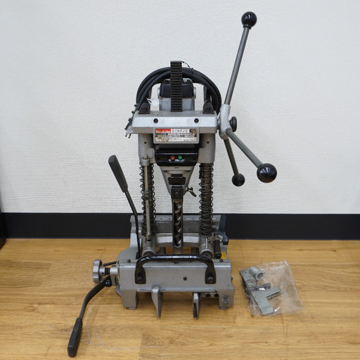 makita マキタ 100V 5寸カクノミ 角ノミ 最大切込み深さ161mm 7305 中古 店頭引き取り限定・石川県野々市市