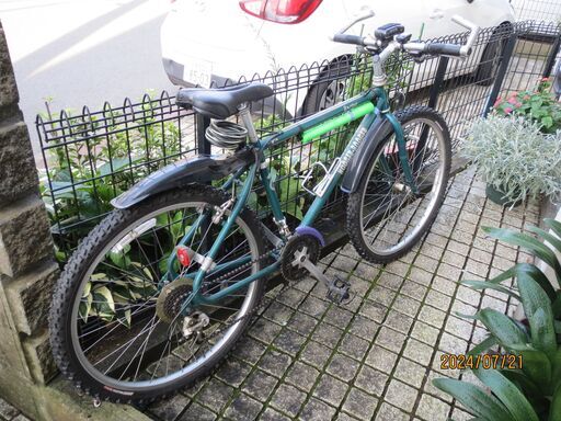 【値下げしました】２６インチ、マウンテンバイク、シマノ２１段変速機付き