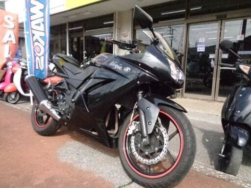 NO.5081　Ｎｉｎｊａ２５０Ｒ（ニンジャ２５０Ｒ） 水冷４サイクル２気筒　ＦＩ車　ブラック　☆彡