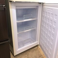 アイリス 130L 2ドア  冷蔵庫 ホワイト PRR-142D　 シンプル 一人暮らし 二人暮らし 1K 家電 省エネ 新鮮 1人暮らし 2人暮らし おしゃれ 2022年製 クリーニング済 堺市 石津