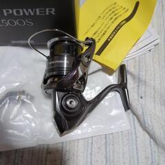 シマノ　ツインパワー２５００ｓ 新品　値下げ