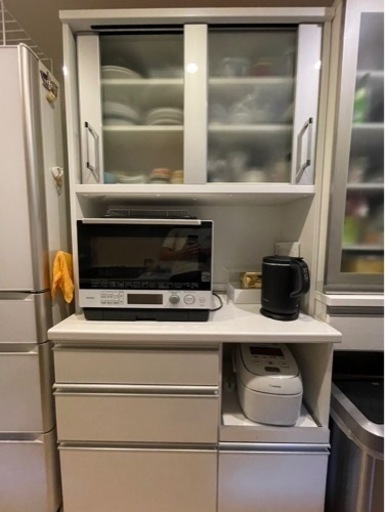 【値下げしました】8/3(土)まで！美品！ニトリ 食器棚