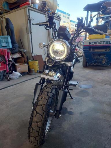 モンキー125cc  走行僅か　プチカスタム　販売終了カラー モンキー125cc 走行僅か プチカスタム 販売終了カラー