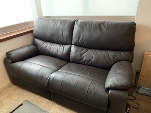 お譲り先が決まりました】ニトリ電動リクライニングソファー ダーク