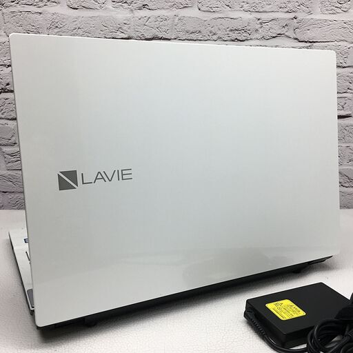 LAVIE、YAMAHAサブウーファー搭載した4KノートPC - 週刊アスキー