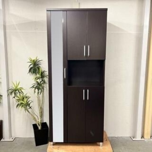 下駄箱、シューズボックス