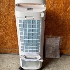 G2202   THREEUP 温冷風機