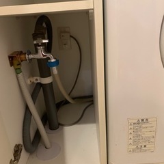 アメリカ製冷蔵庫とドイツ製ビルドイン乾燥機付洗濯機のセット取引のみ  