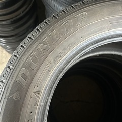 ダンロップ 215／60R17 溝70~75% 21年 1本パンク修理