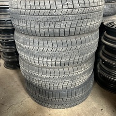 ダンロップ 215／60R17 溝70~75% 21年 1本パンク修理