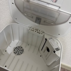 SwitchBot ロボット掃除機K10+