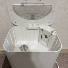 SwitchBot ロボット掃除機K10+