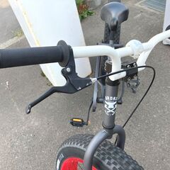 BRONX/ブロンクス ◆ファットバイク◆ 26インチ 26×4.0 自転車 黒 赤 ブラック レッド