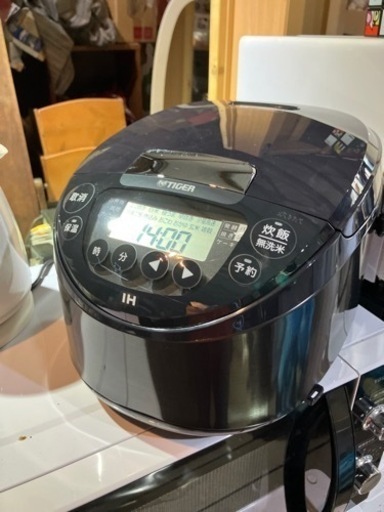 美品タイガー炊飯器5.5合