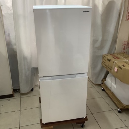 SHARP  シャープ　SJ-D15G-W  2021年製 152L