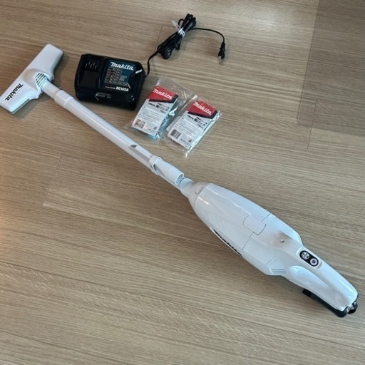 マキタ 掃除機 美品