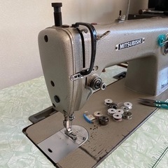 三菱100V