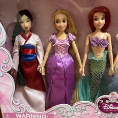 ディズニーストアで購入した ディズニープリンセス11体ドール  