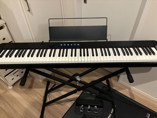カシオ(CASIO) / 電子ピアノ Privia PX-S1100BK / ブラック88鍵盤 / スタンド、純正3本ペダル（SP-34）付き / 引取限定