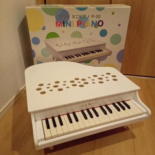 定価17380円　カワイ　ミニピアノ P-32　1162（ホワイト）