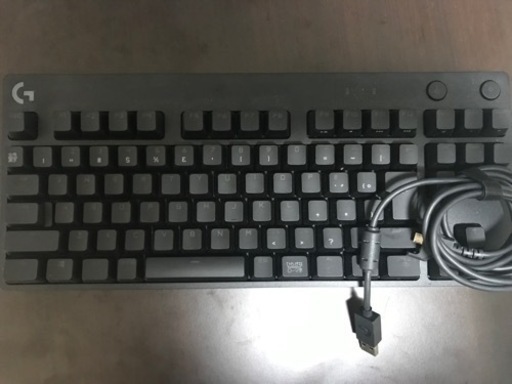 Logicoolキーボード 、Razerヘッドセット