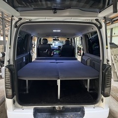 200系ハイエース用ユーアイビークル製ベッドキット
