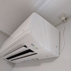 エアコン（MITSUBISHI）　※業者に依頼し取り外し済