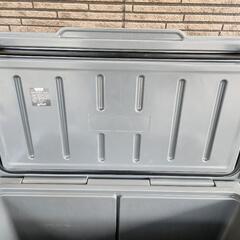 値下げ　VASTLAND(ヴァストランド) 　ハードクーラーボックス 　スタンド付き