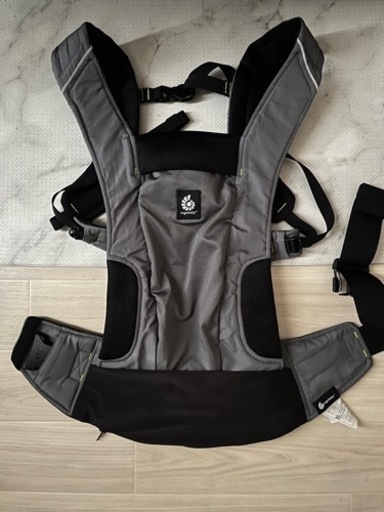 定価16,500円ergobaby away