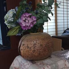 潰れた壺・花の器