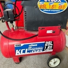コンプレッサー　1.5馬力　25Ｌ
