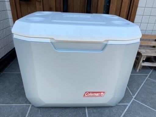 値下げしました！コールマン エクストリームクーラー　50QT(約47L) ,アイスシルバー