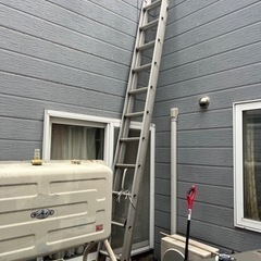 【中古】2連はしご　最大約8m 脚立