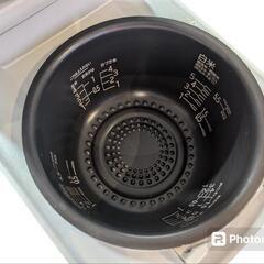 HITACHI　炊飯器
沸騰鉄釜 ふっくら御膳 RZ-V100DM


