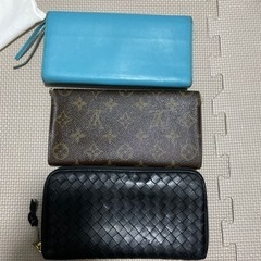 長財布　ルイヴィトン　ボッテガ　クロエ

