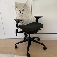 【商談中】ハーマンミラー　セイルチェア　白×黒