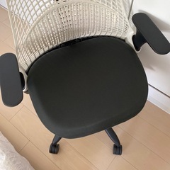 【商談中】ハーマンミラー　セイルチェア　白×黒