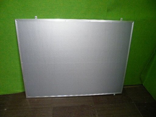 馬印 ワンウェイ掲示板 グリーン 壁掛 無地 W1210×H910×D18mm□U-910