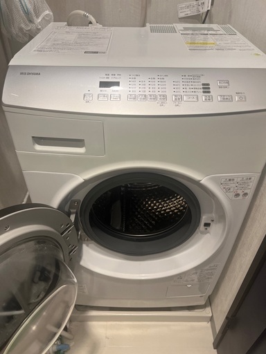 アイリスオーヤマの乾燥機付き洗濯機 - 洗濯機 