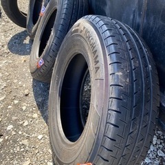 交渉中　ハイエース　LTタイヤ4本 