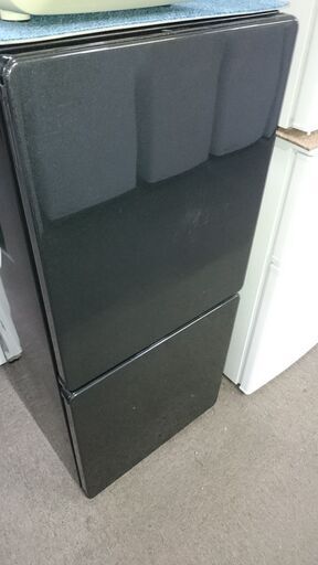 （2024.08.25　お買い上げありがとうございます。）ユーイング　2ドア冷蔵庫１１０L　２０１７年製　UR-F110H　黒　48ｃｍ幅　霜取り付き　単身向け　　高く買取るゾウ八幡東店