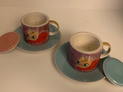 新品 フランス ２個　手描きネコマグカップセット