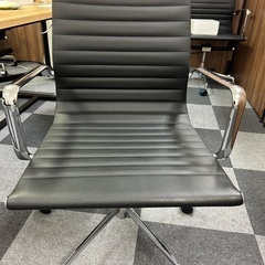 デザイナーズチェア