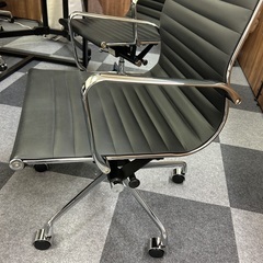 デザイナーズチェア