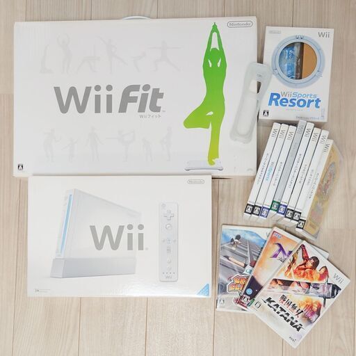 Wii本体  Fit ソフト13本 マリオ　モンハン　ゼルダ　戦国武装　Wii Sports